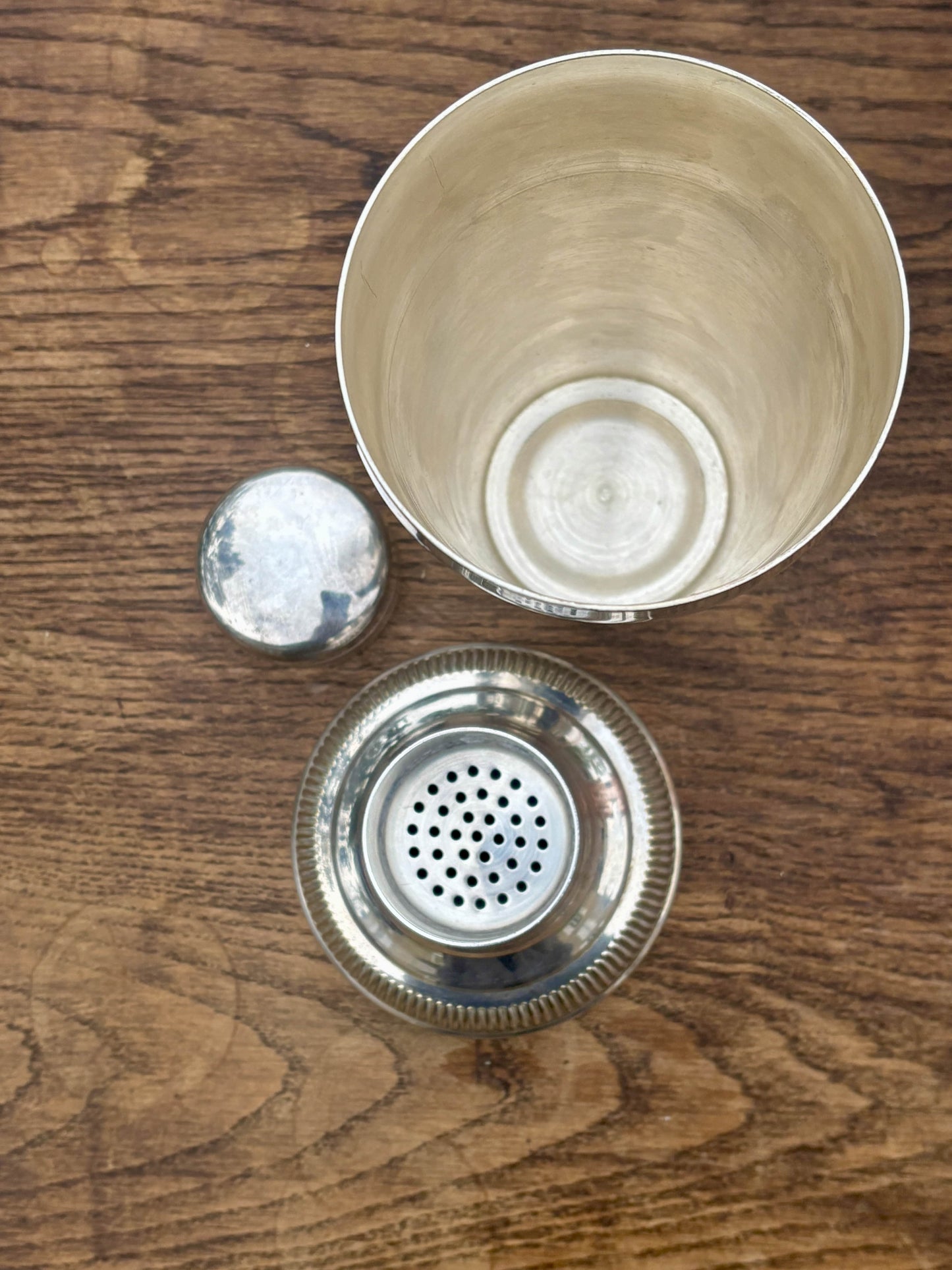 Cocktailshaker i pletsølv