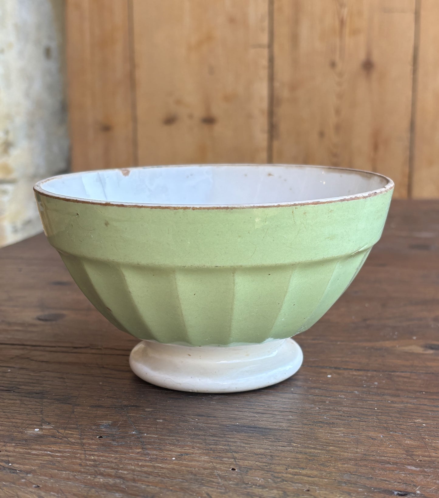 Digoin bol, light green and patinated