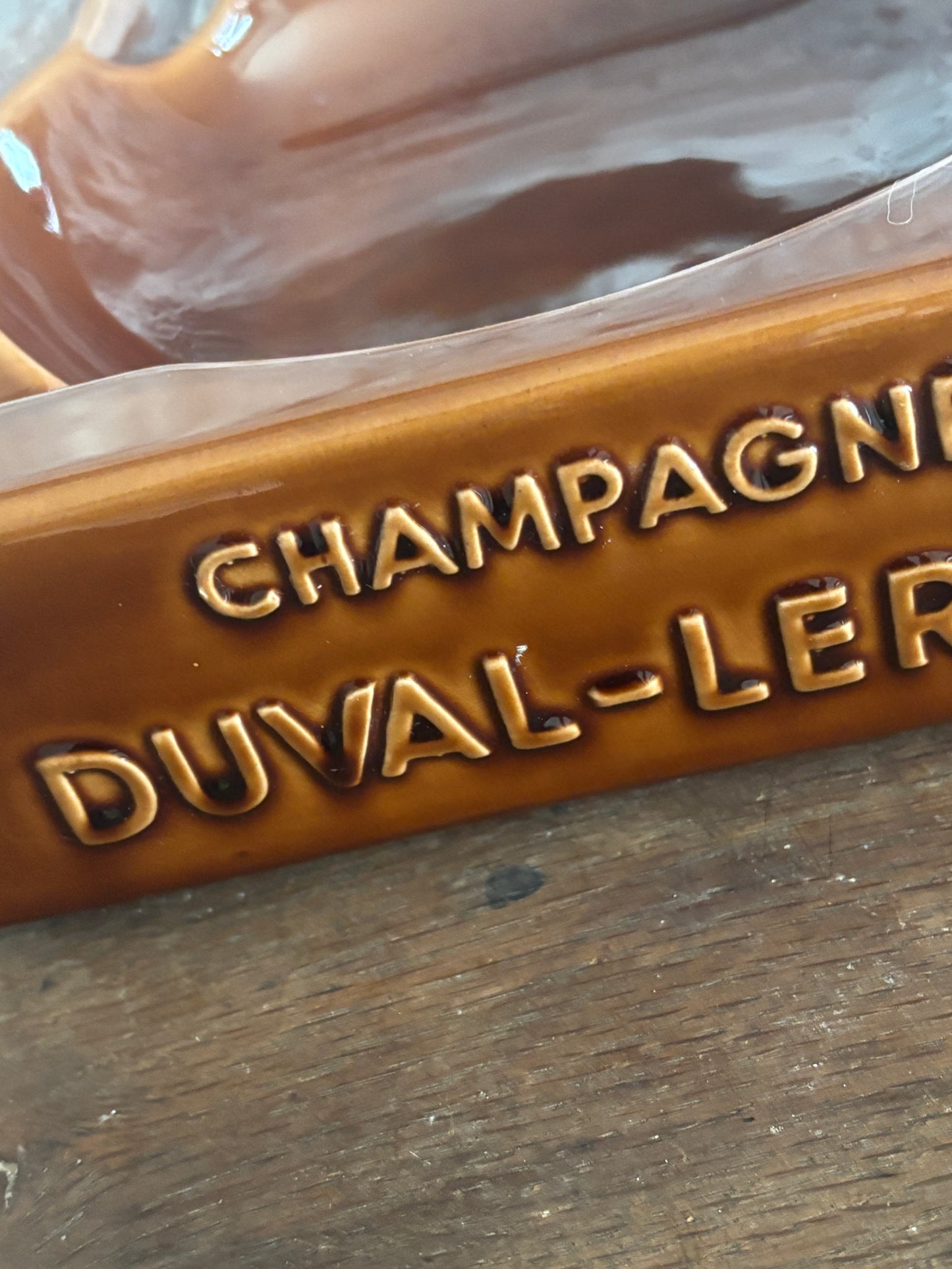 Cigar ashtray