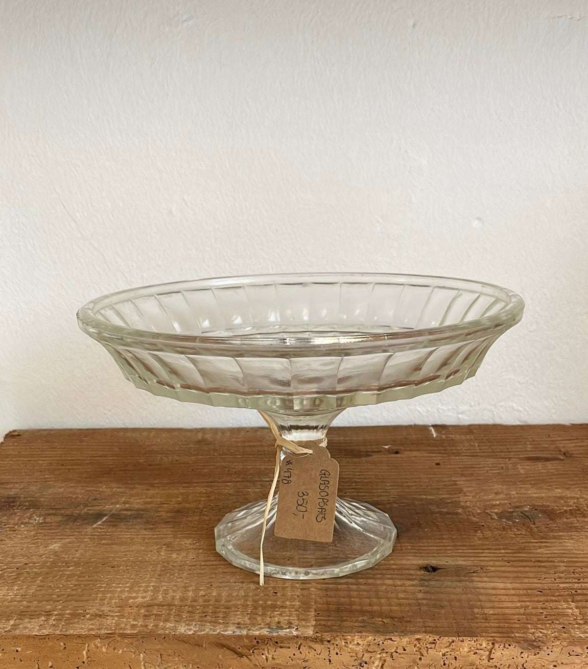 Cake stand