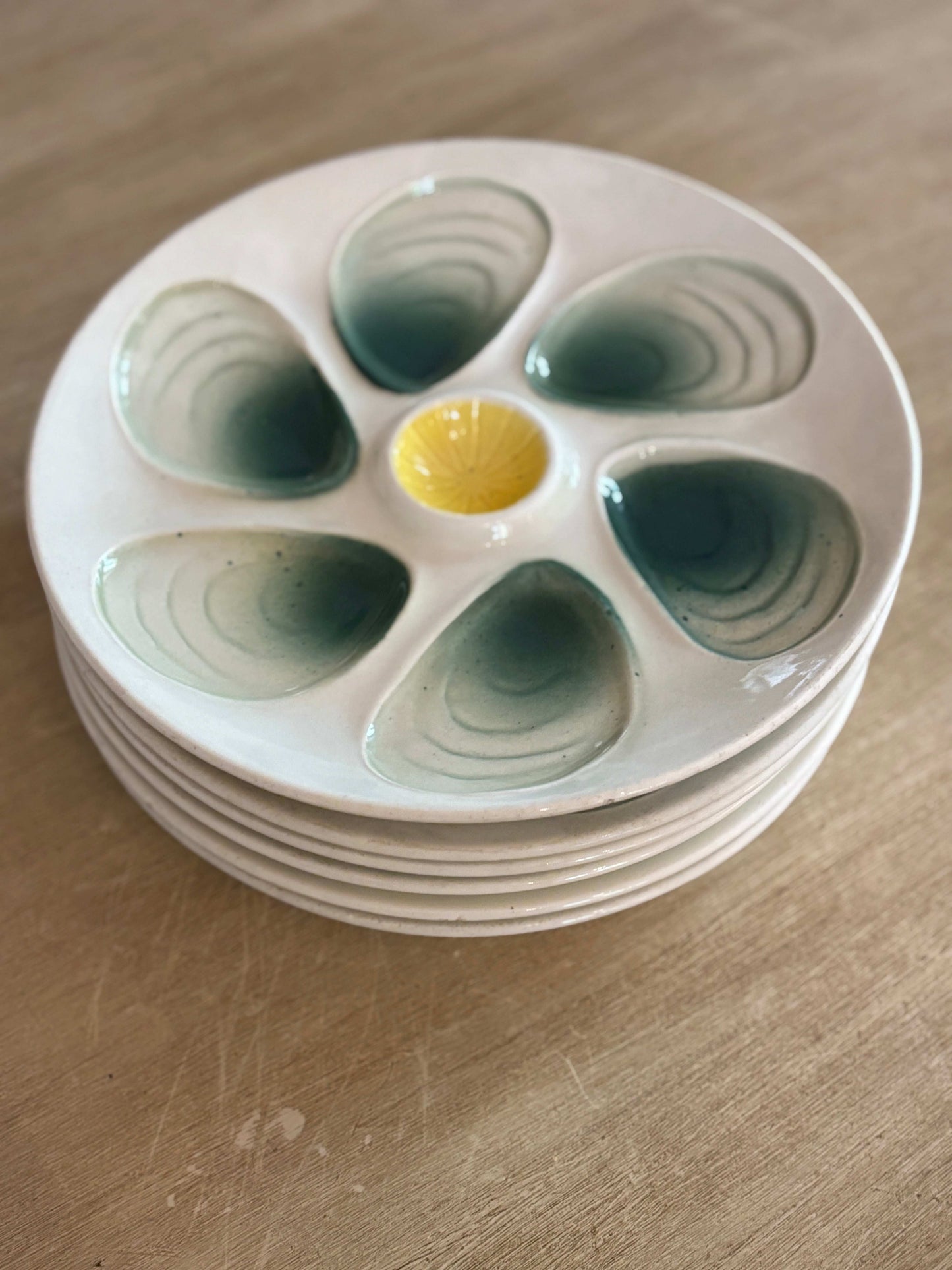 Oyster plate
