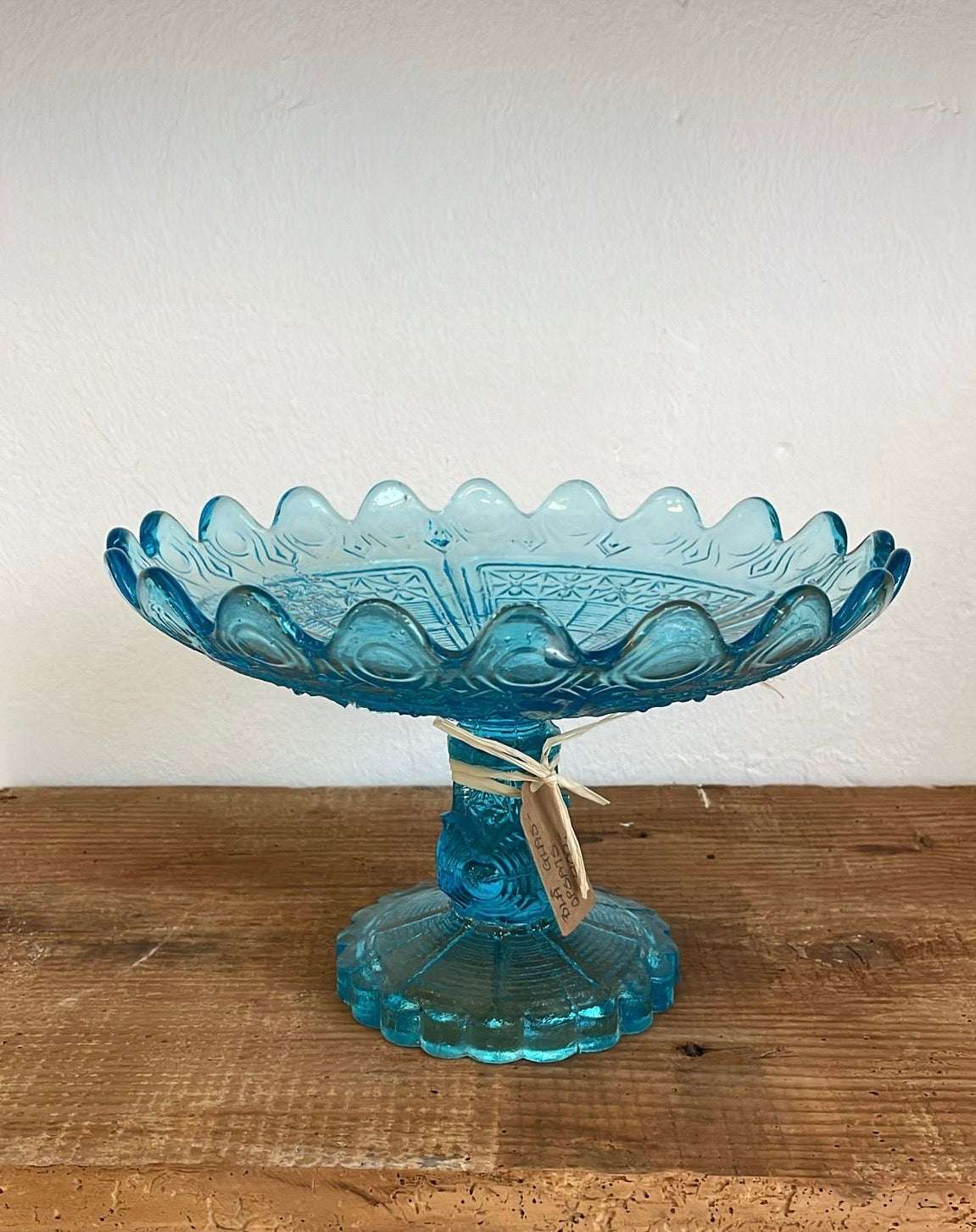 Cake stand