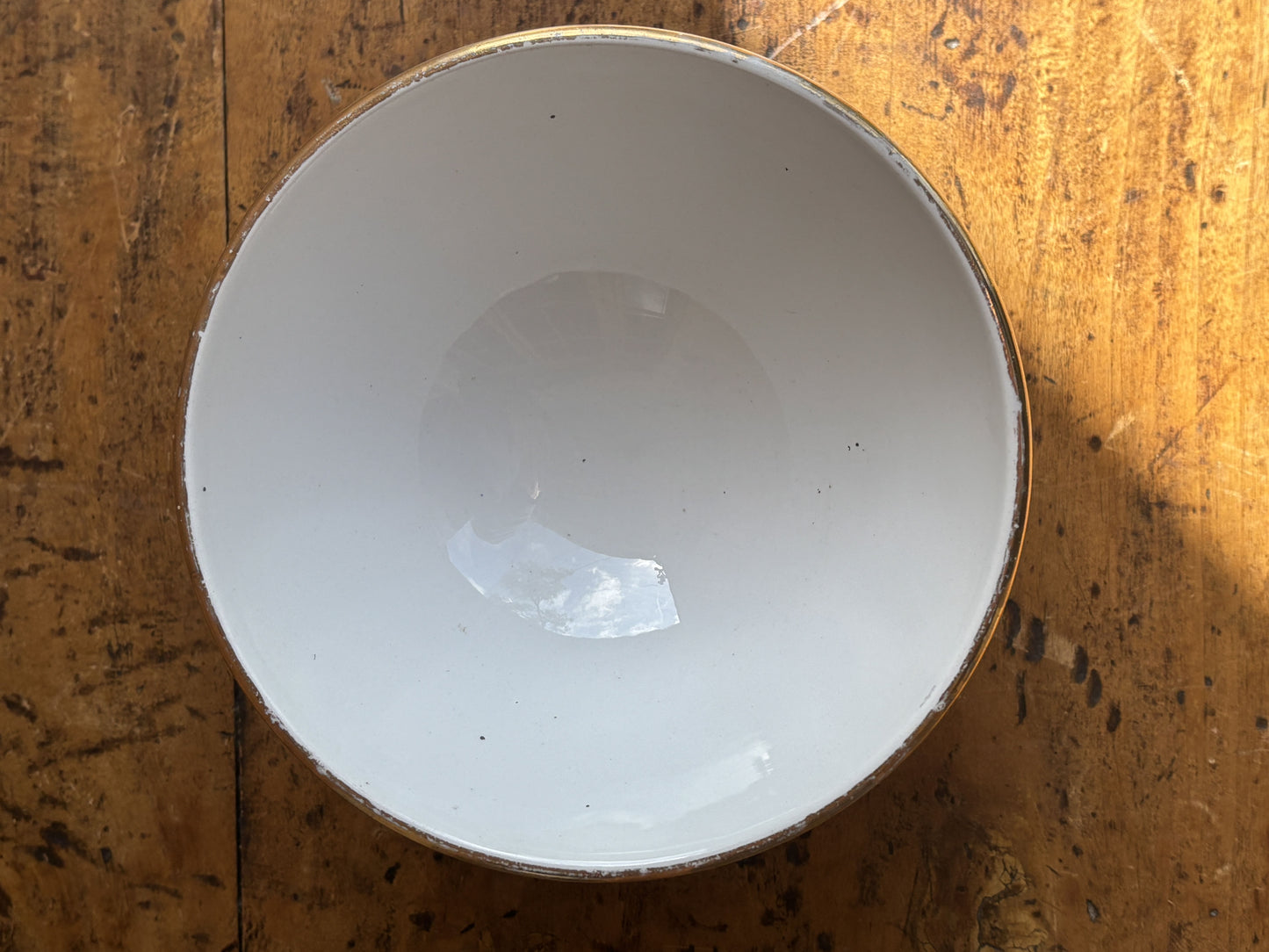 Cafe au lait bowl with gold rim