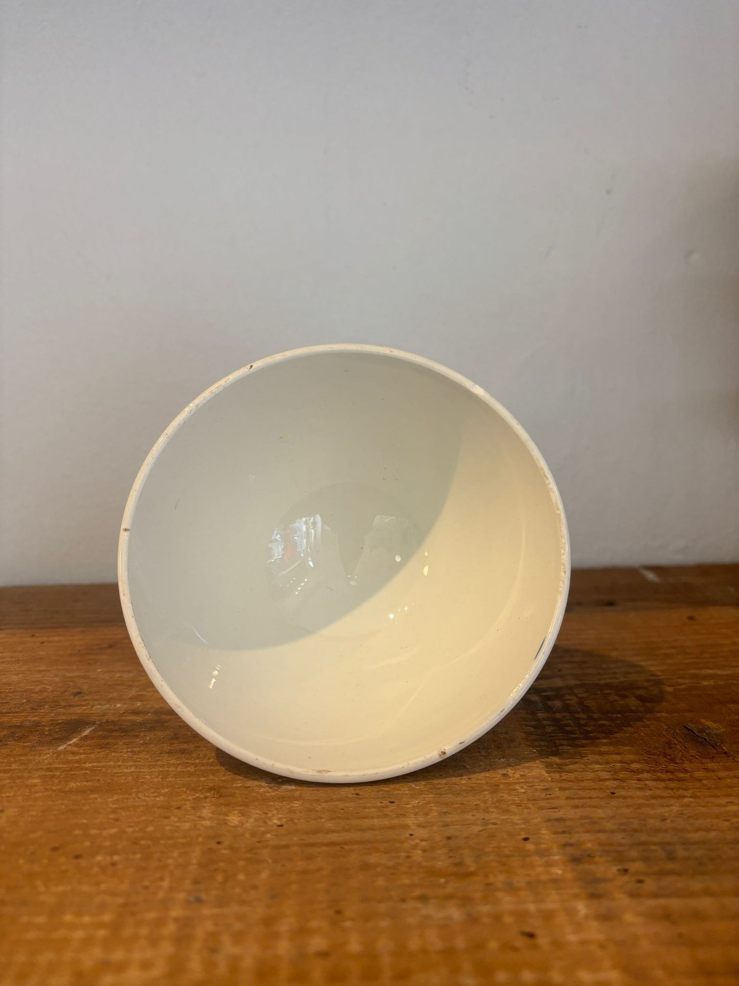 Lille bol (café au lait skål) fra Digoin med blåt blomstermotiv