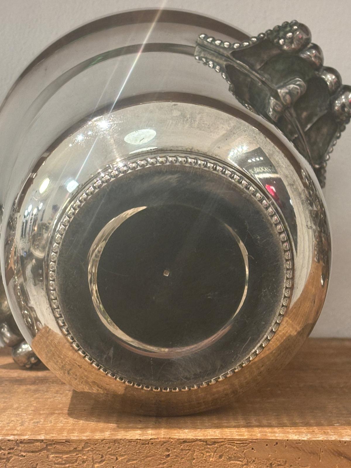 Champagnekøler med karakterhåndtag