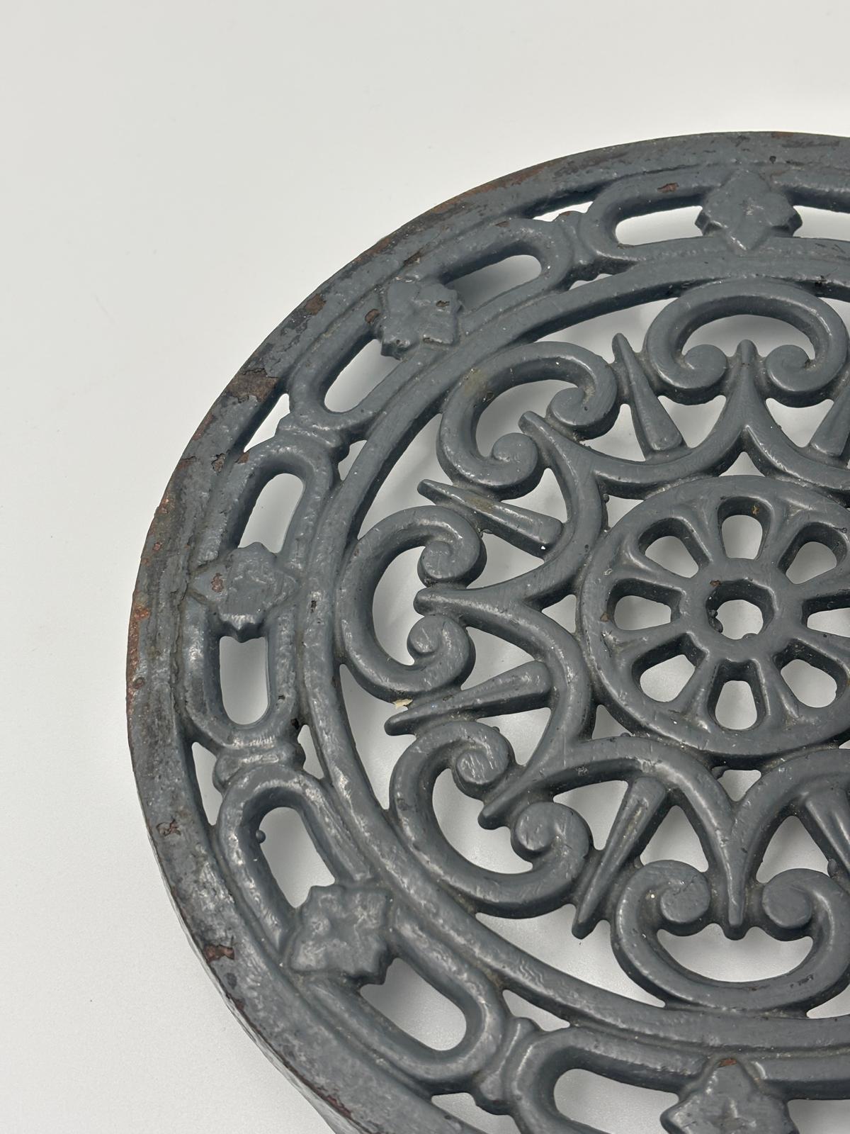 Decotec støbejernsbordskåner