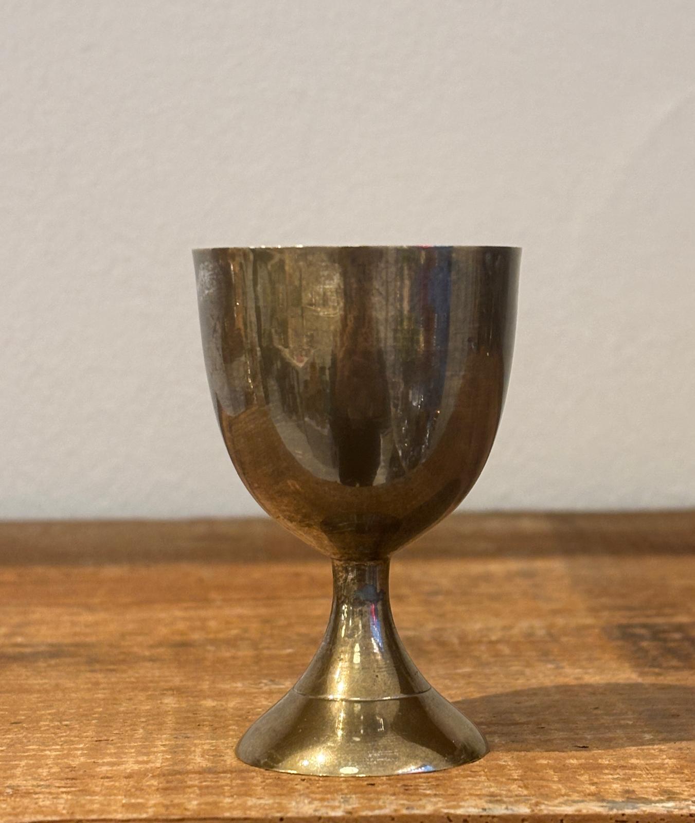 Æggebæger forsølvet