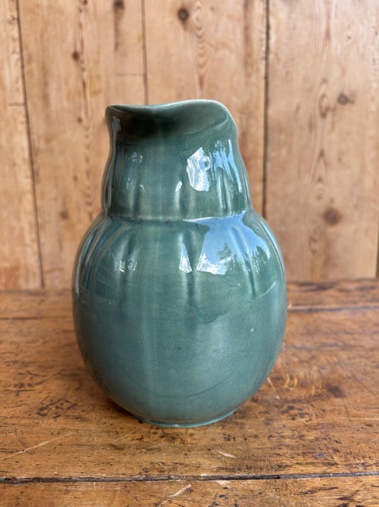 Grøn blå glaseret kande