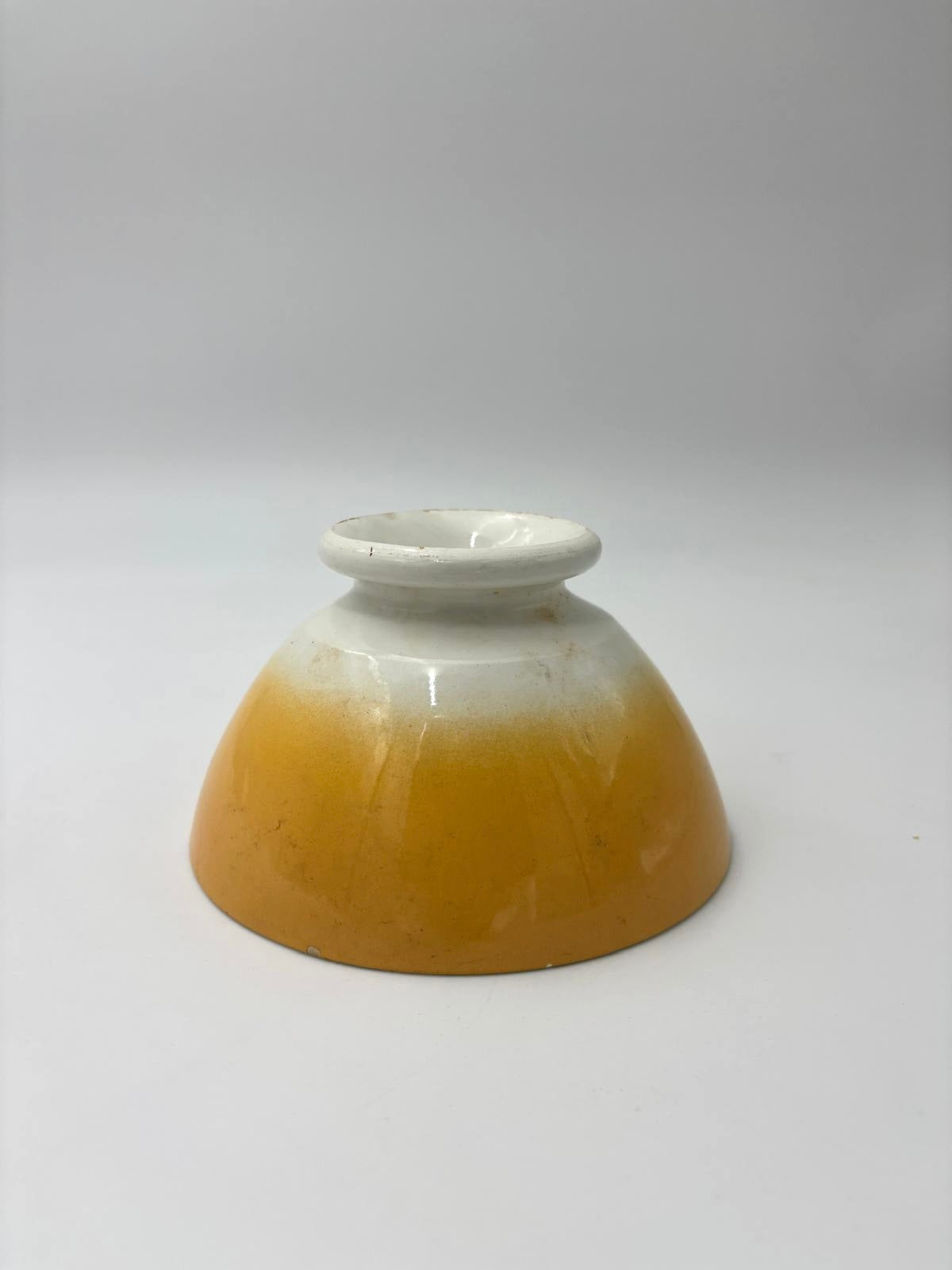 Gul café au lait skål fra Digoin