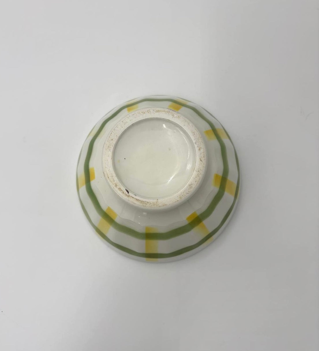 Yellow and green checkered bol bol)