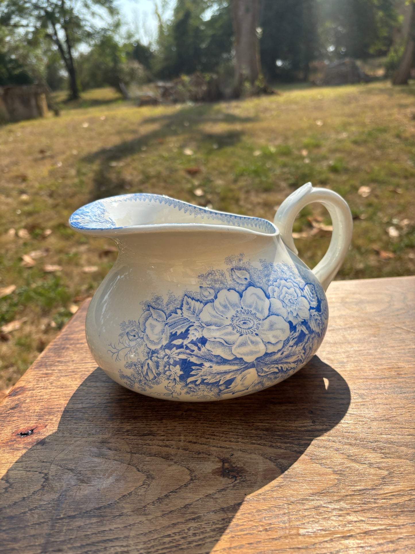 Jardiniere blå med blomster, St. Amand