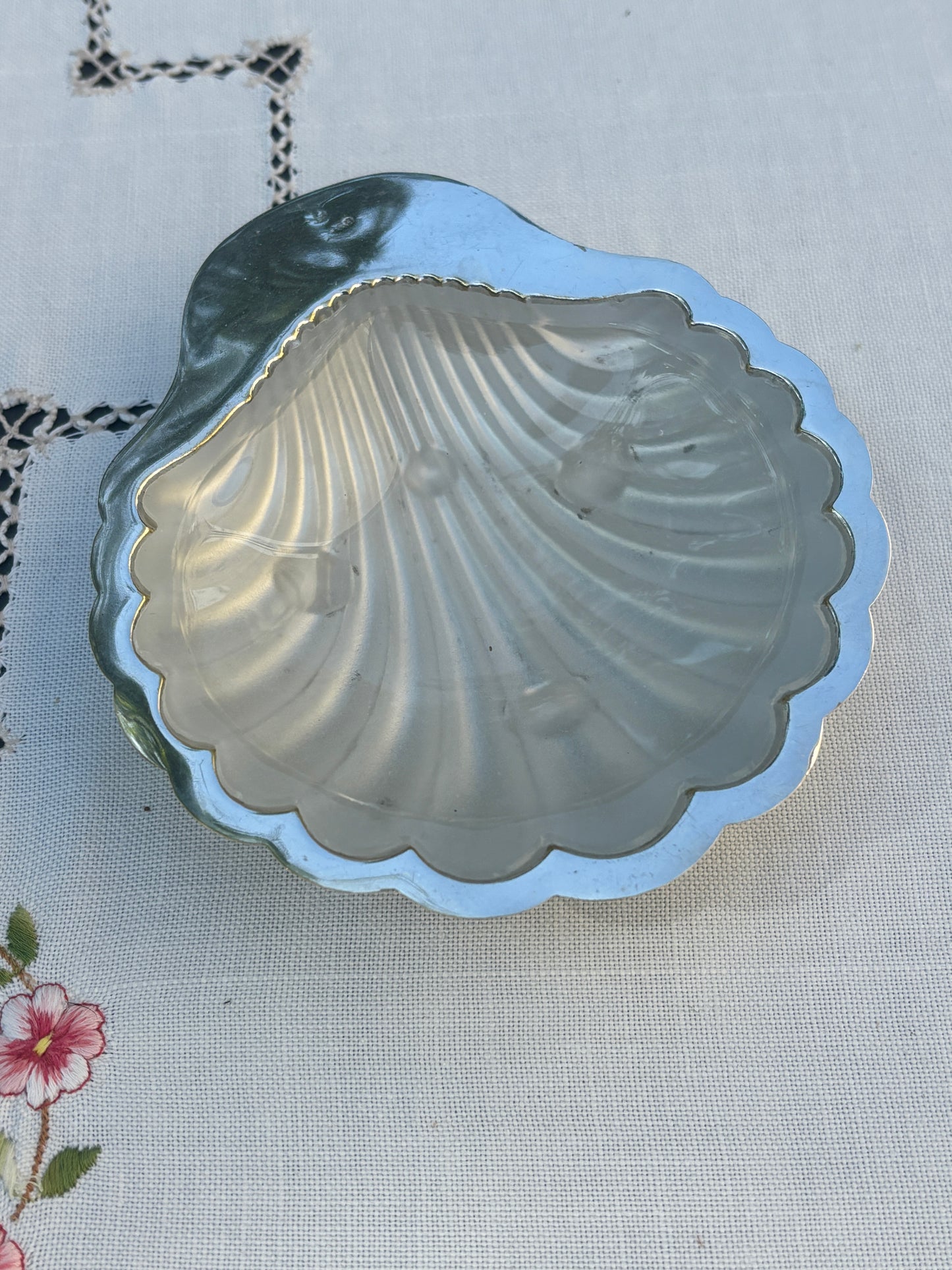 Mussel bowl