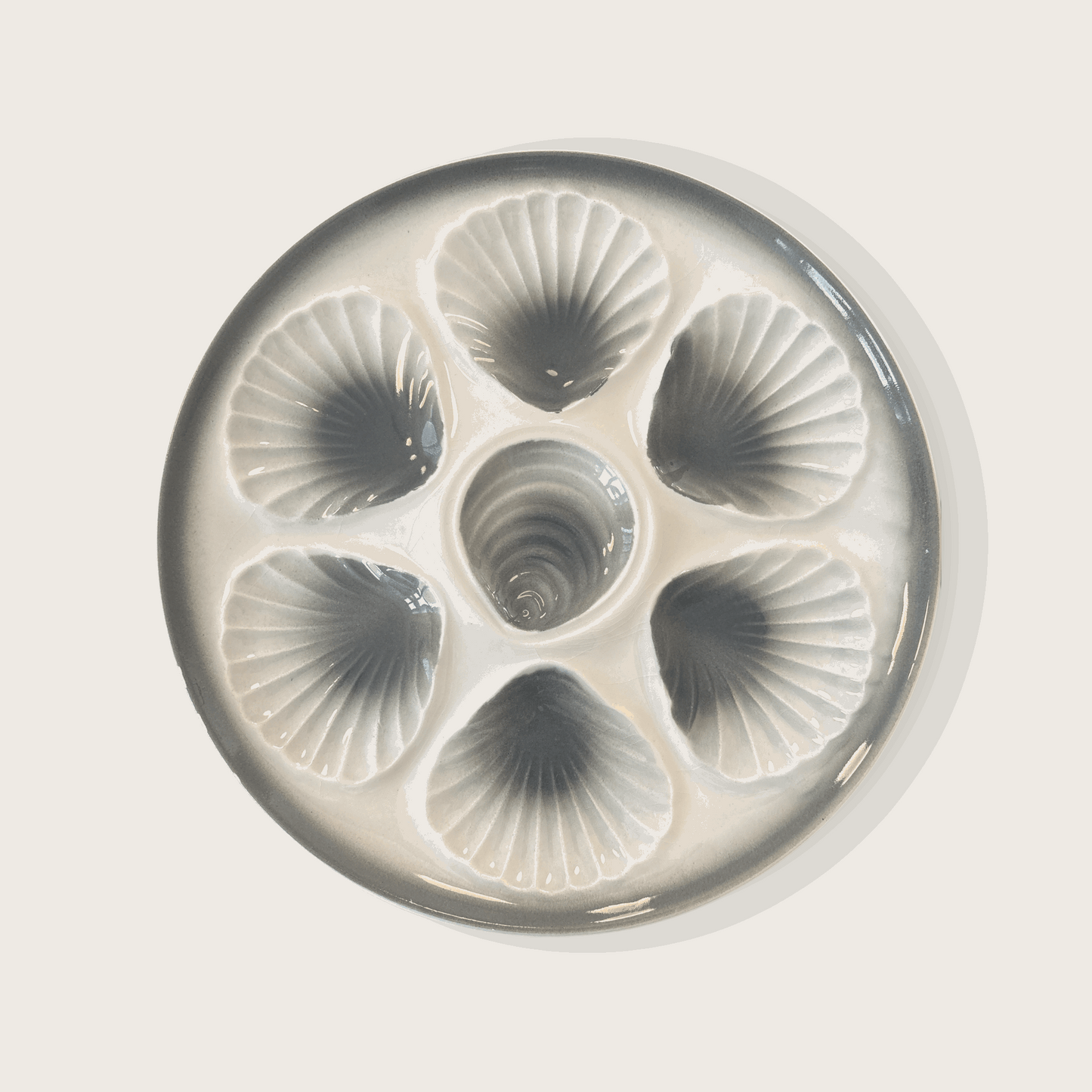 Oyster plate
