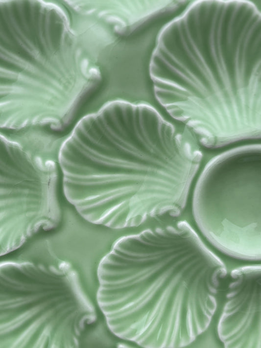 Oyster platter from Proceram in mint green