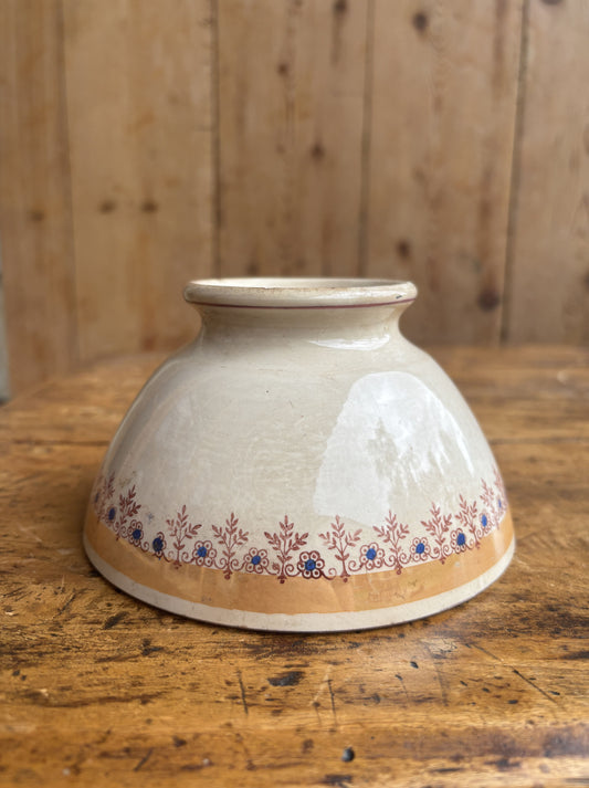 St. Amand cafe au lait bowl - very good condition