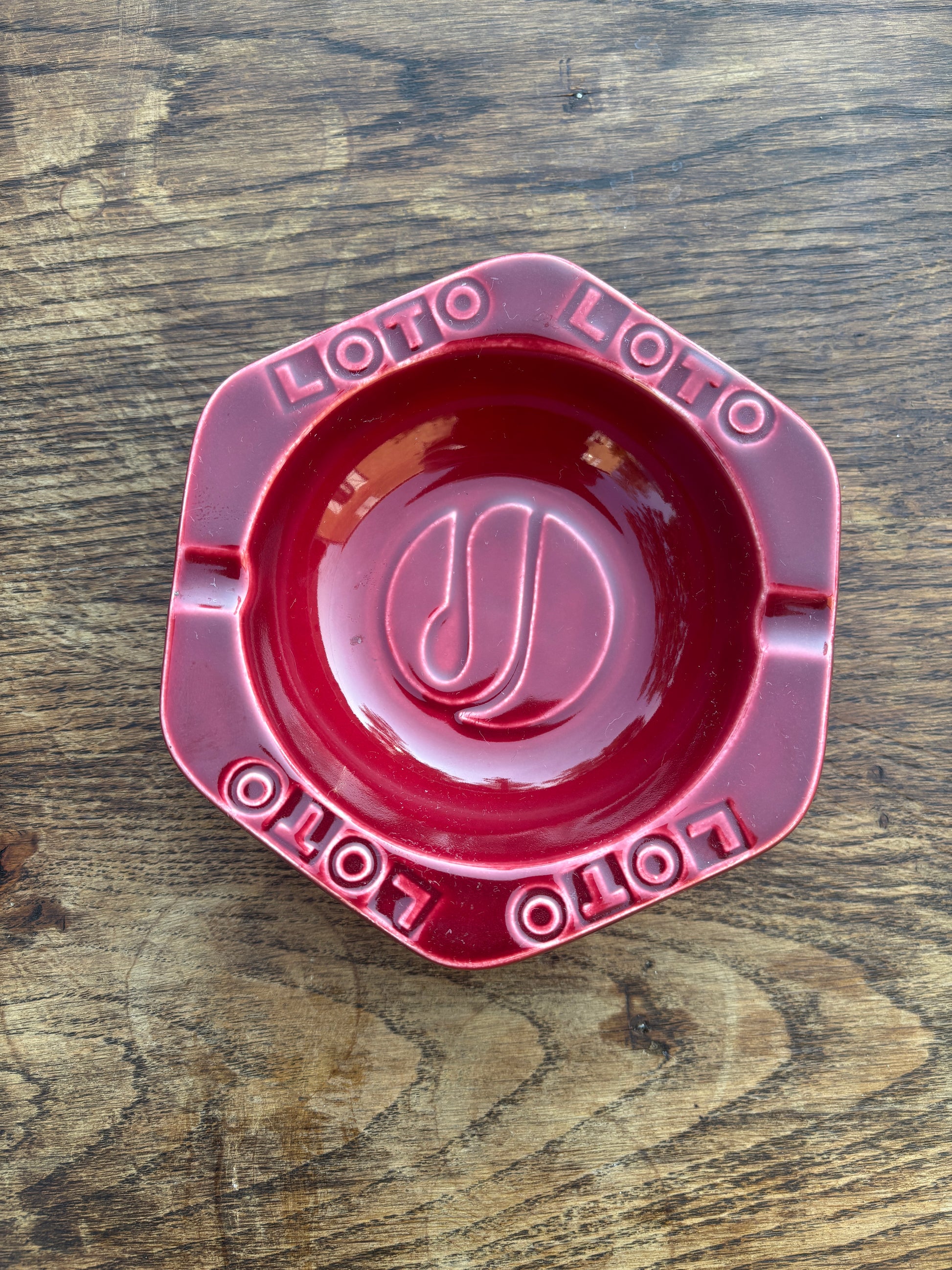 Loto askebæger