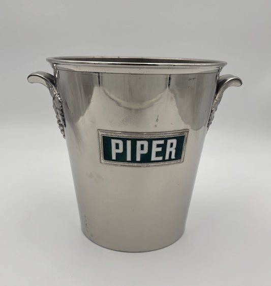 Piper-Heidsieck champagnekøler med drueklaser