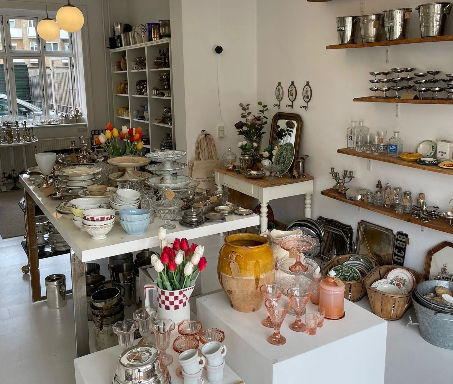 Fransk Brocante - champagnekølere, isskåle i stål, franske krukker - fransk håndplukket vintage 