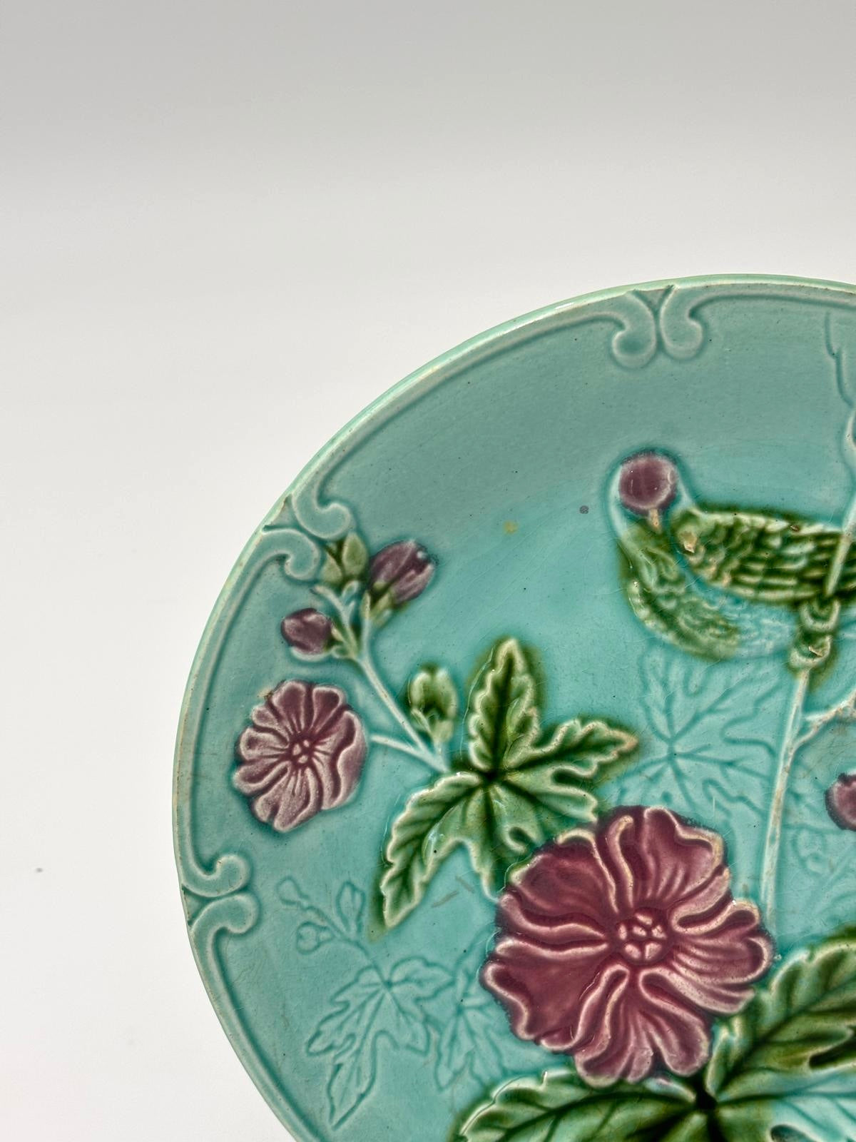 Barbotine plate from Salins