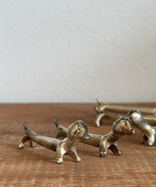 Bestikholder, gravhunde