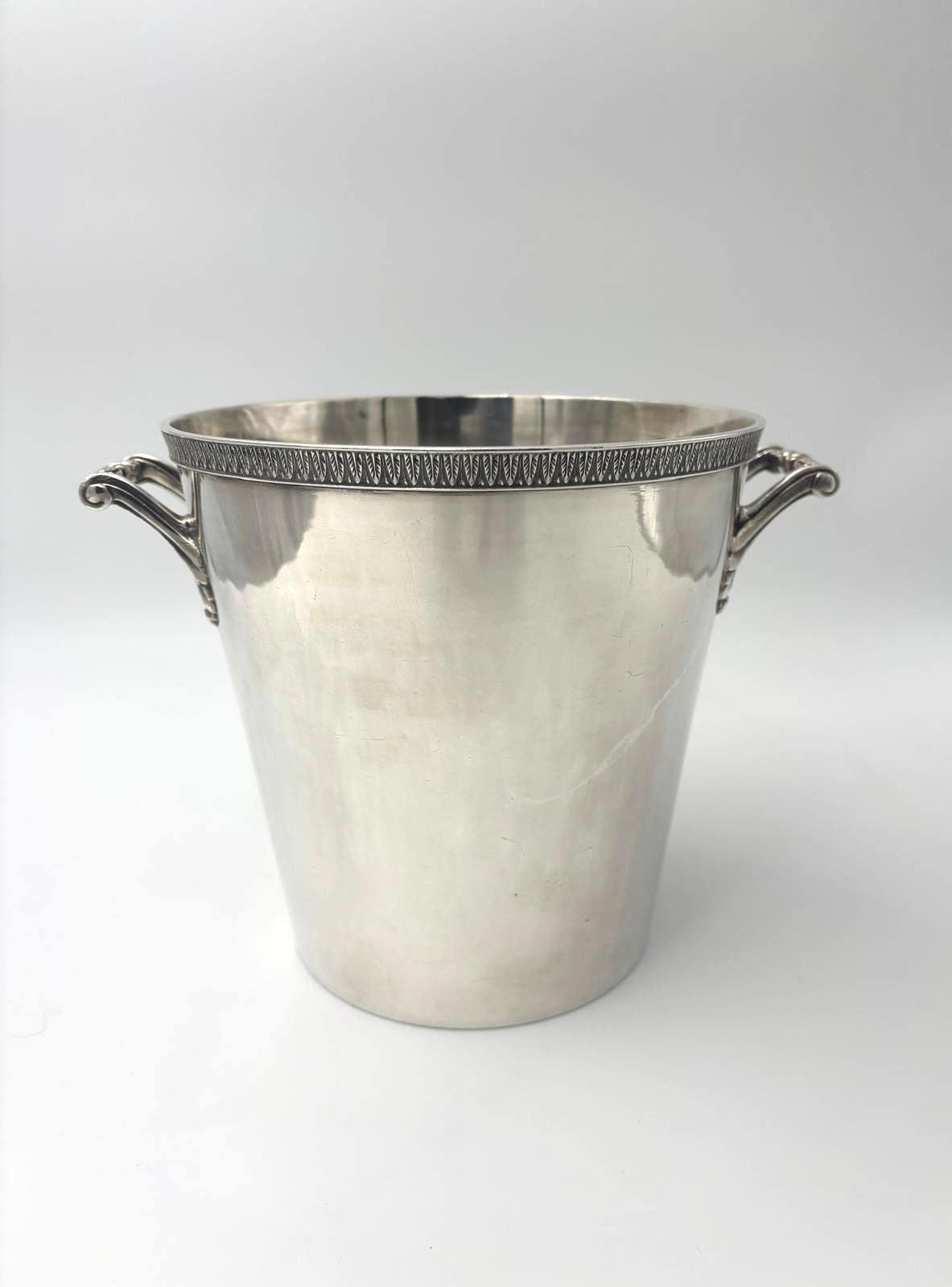 Tung smuk champagnekøler i pletsølv