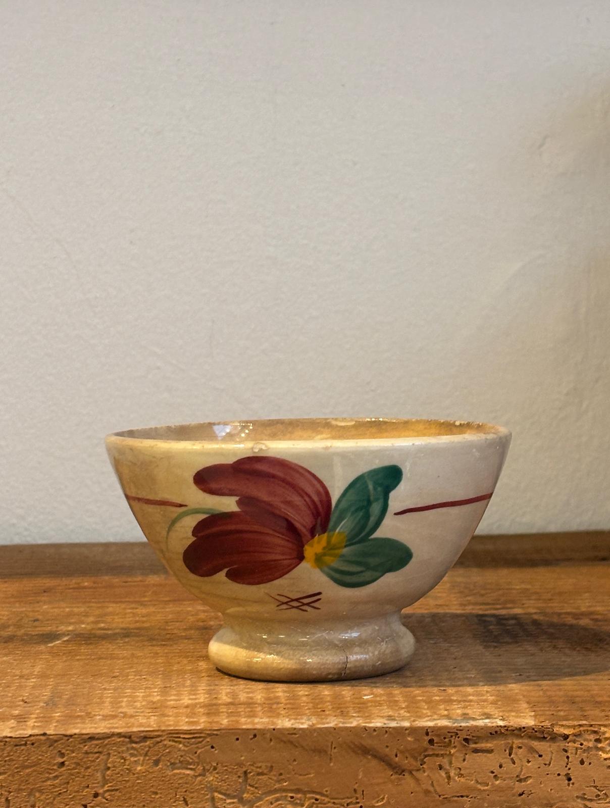 Lille Café au Lait skål - patineret med blomstermotiv