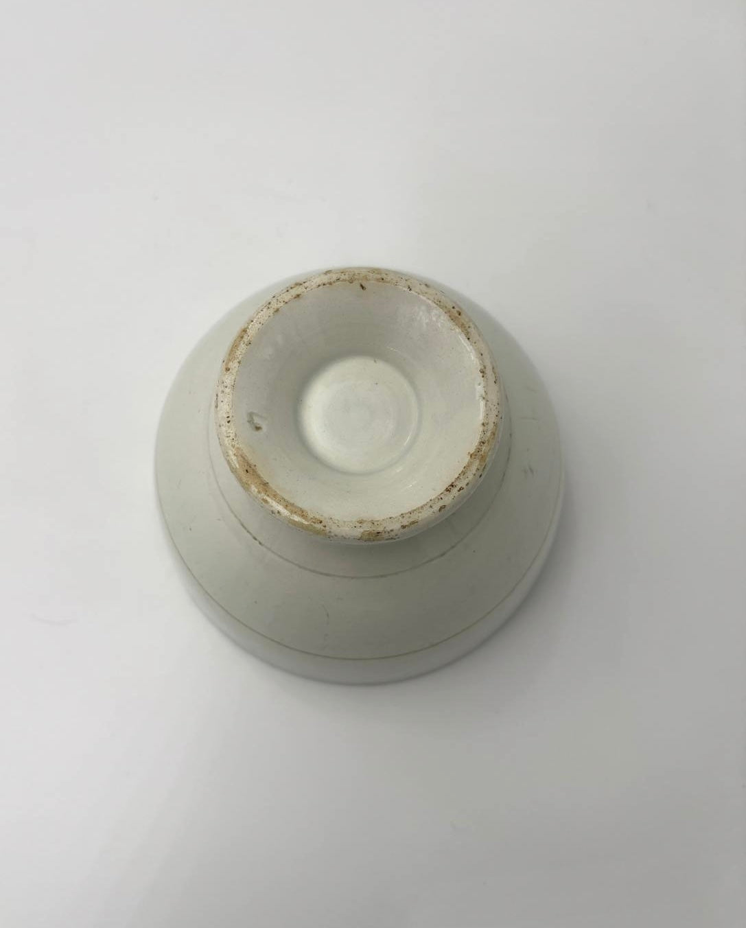 Cafe au lait skål med patinering og sølvstriber