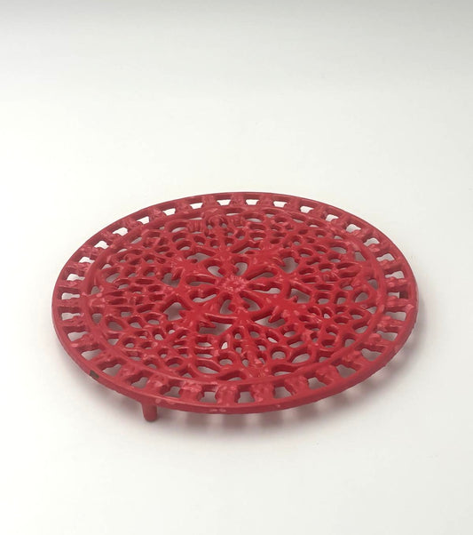 Bordskåner i støbejern med rød lakering