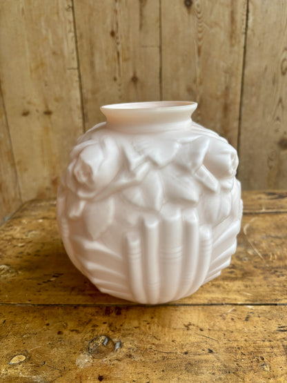 Boule vase i opalglas