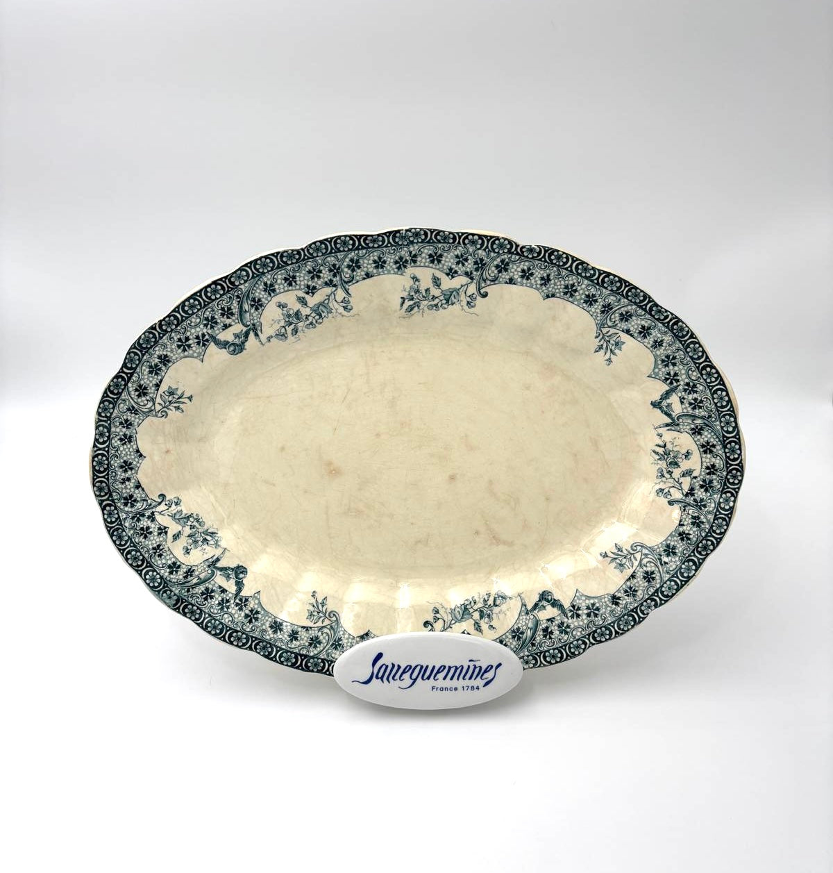 Ovalt terre de fer fad fra Boulenger