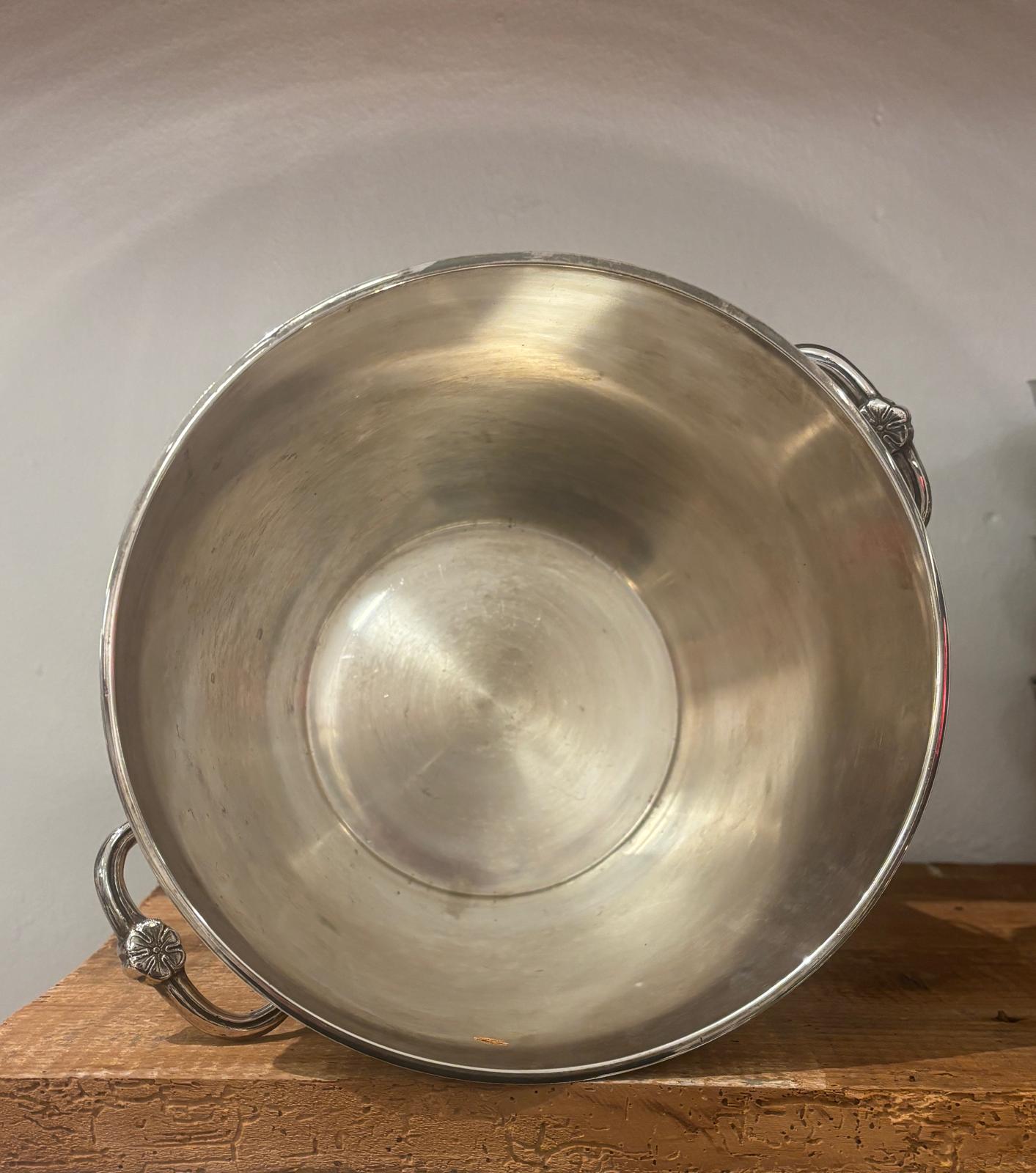 Champagnekøler i pletsølv med de fineste detaljer