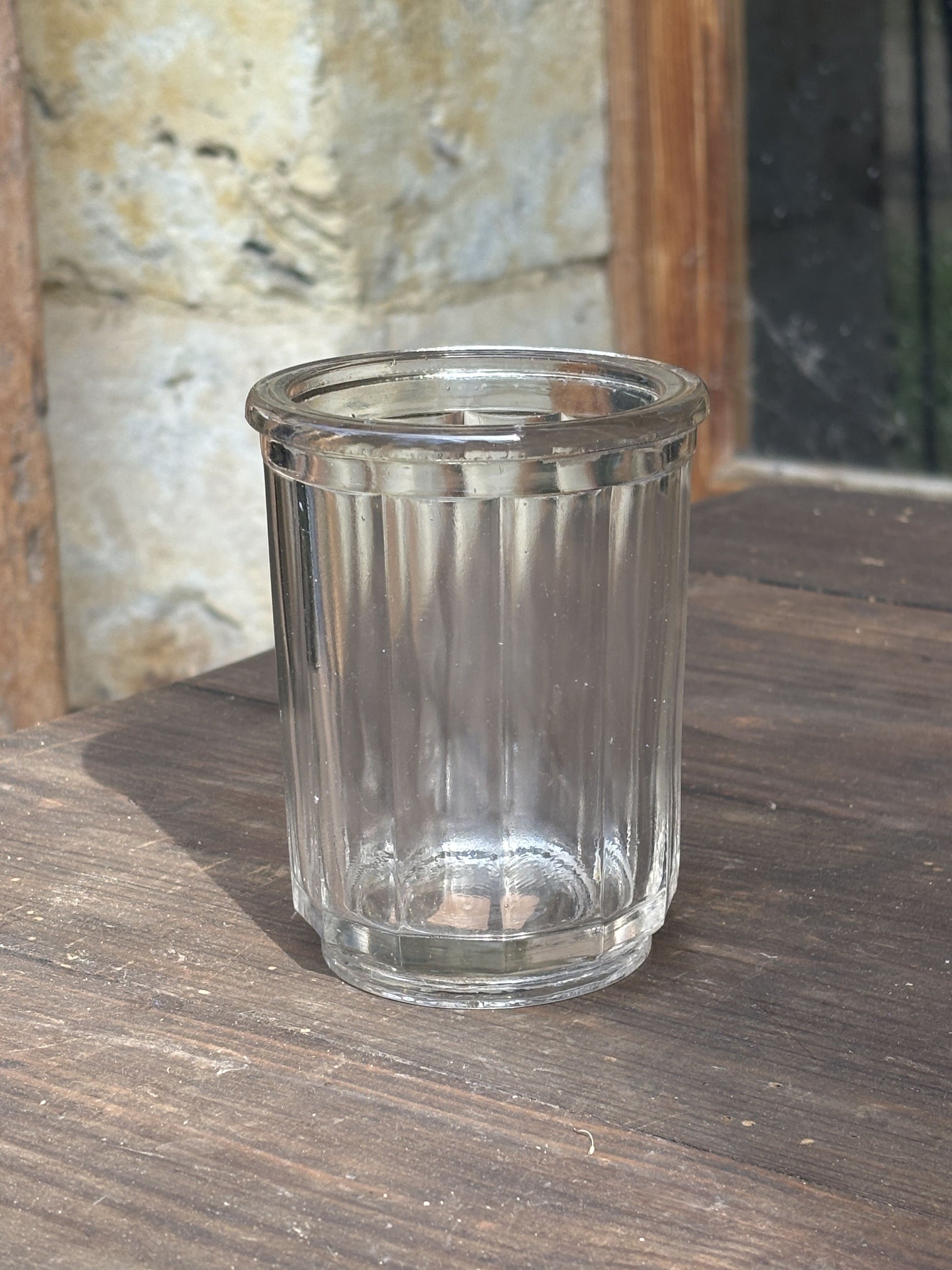 Gammelt smukt confitglas