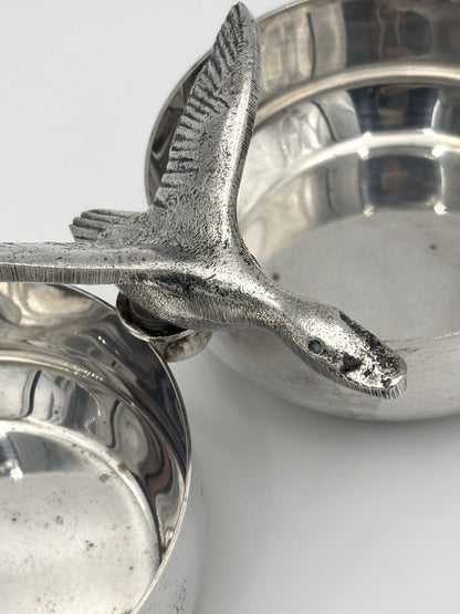 2-coupelle med flyvende fugl