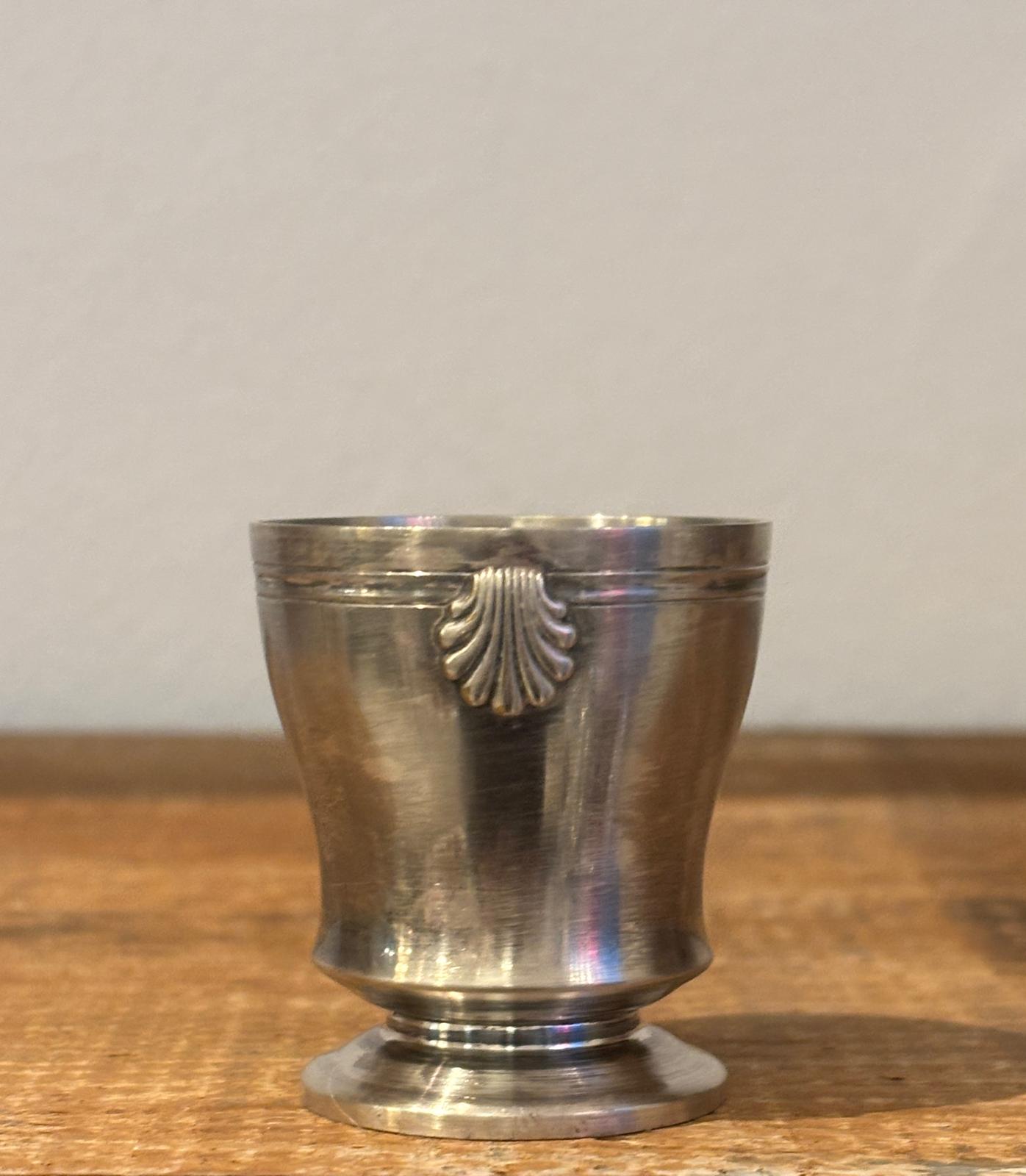 Æggebæger i pletsølv