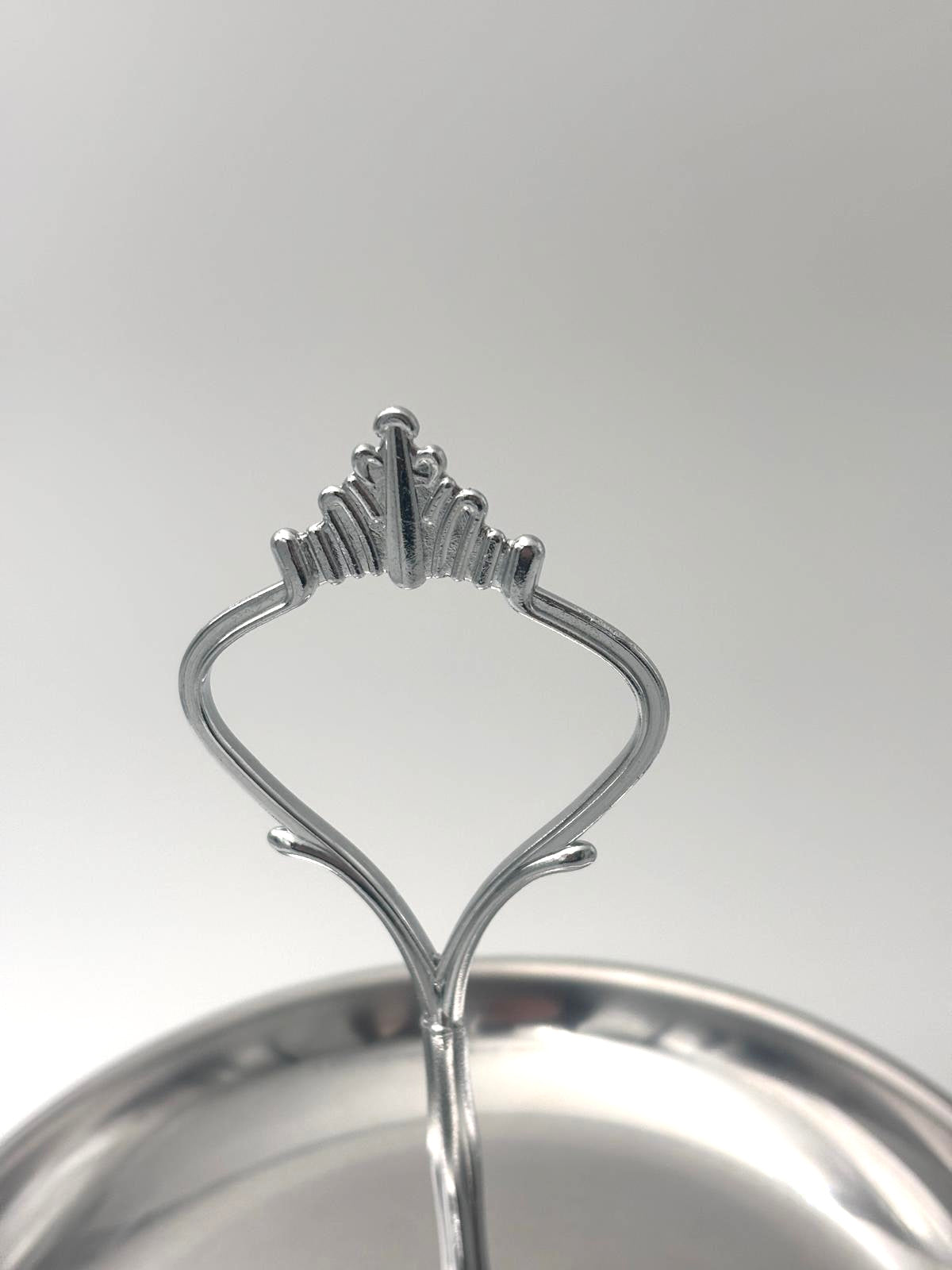 Etagere i 3 niveauer i stål - god vintagestand