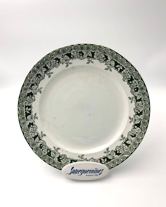 St. Amand fajancefad