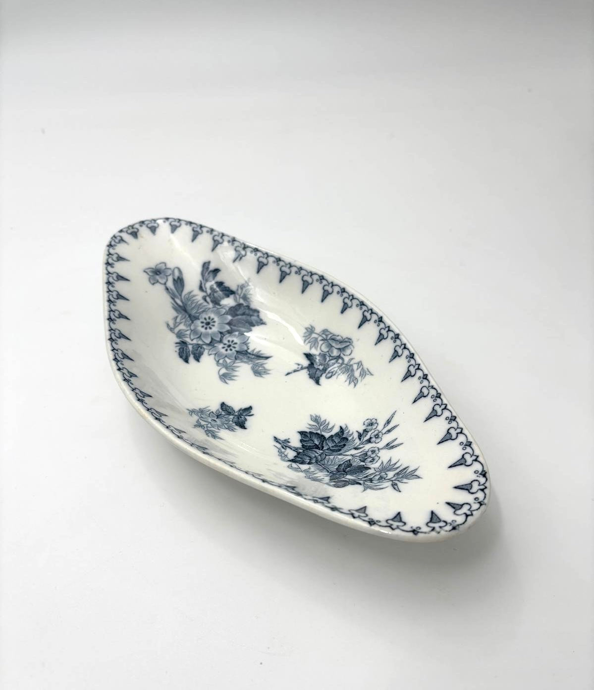 Ravier Sarreguemines - model Flore