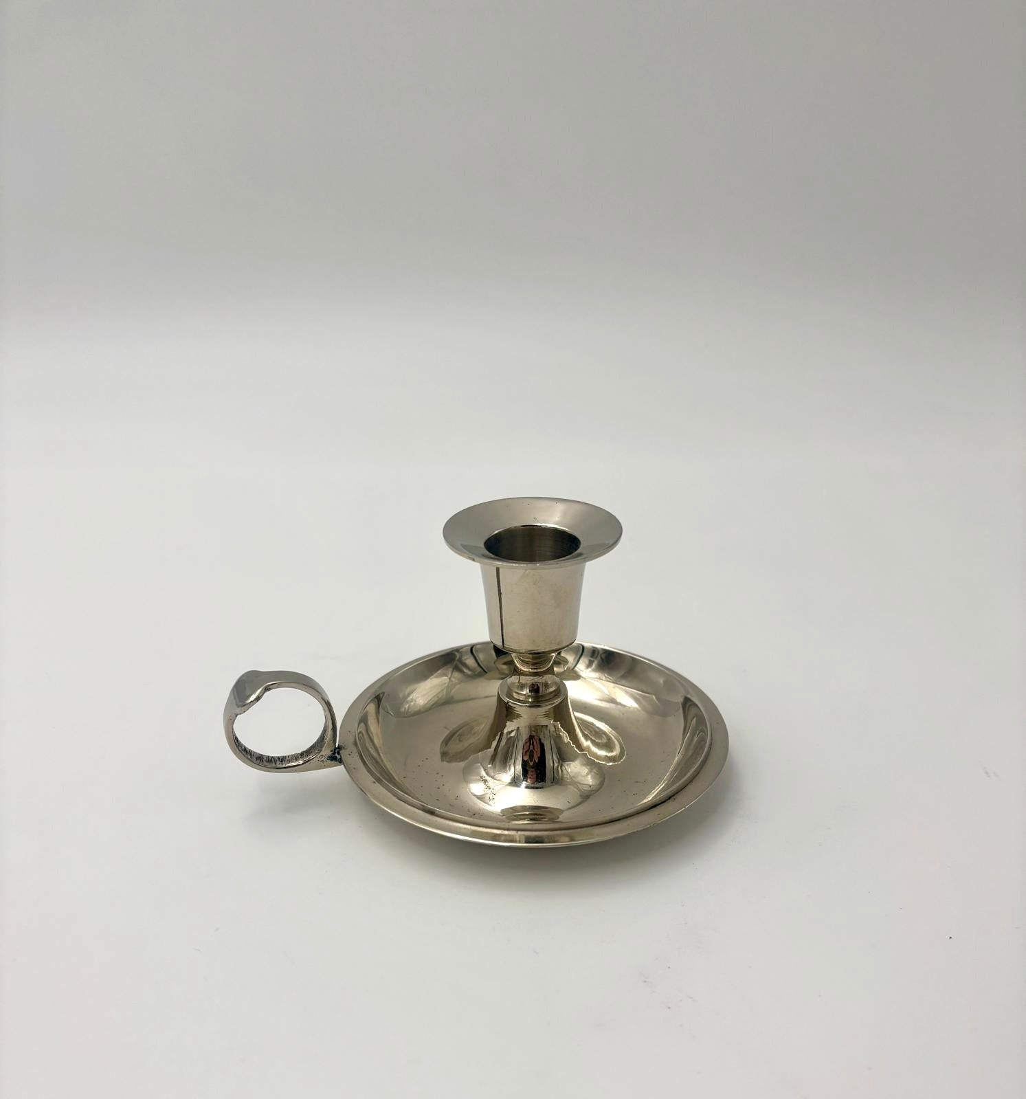 Forsølvet kammerlysestage