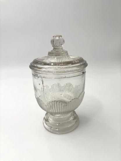 Gammel smuk bonbonniere