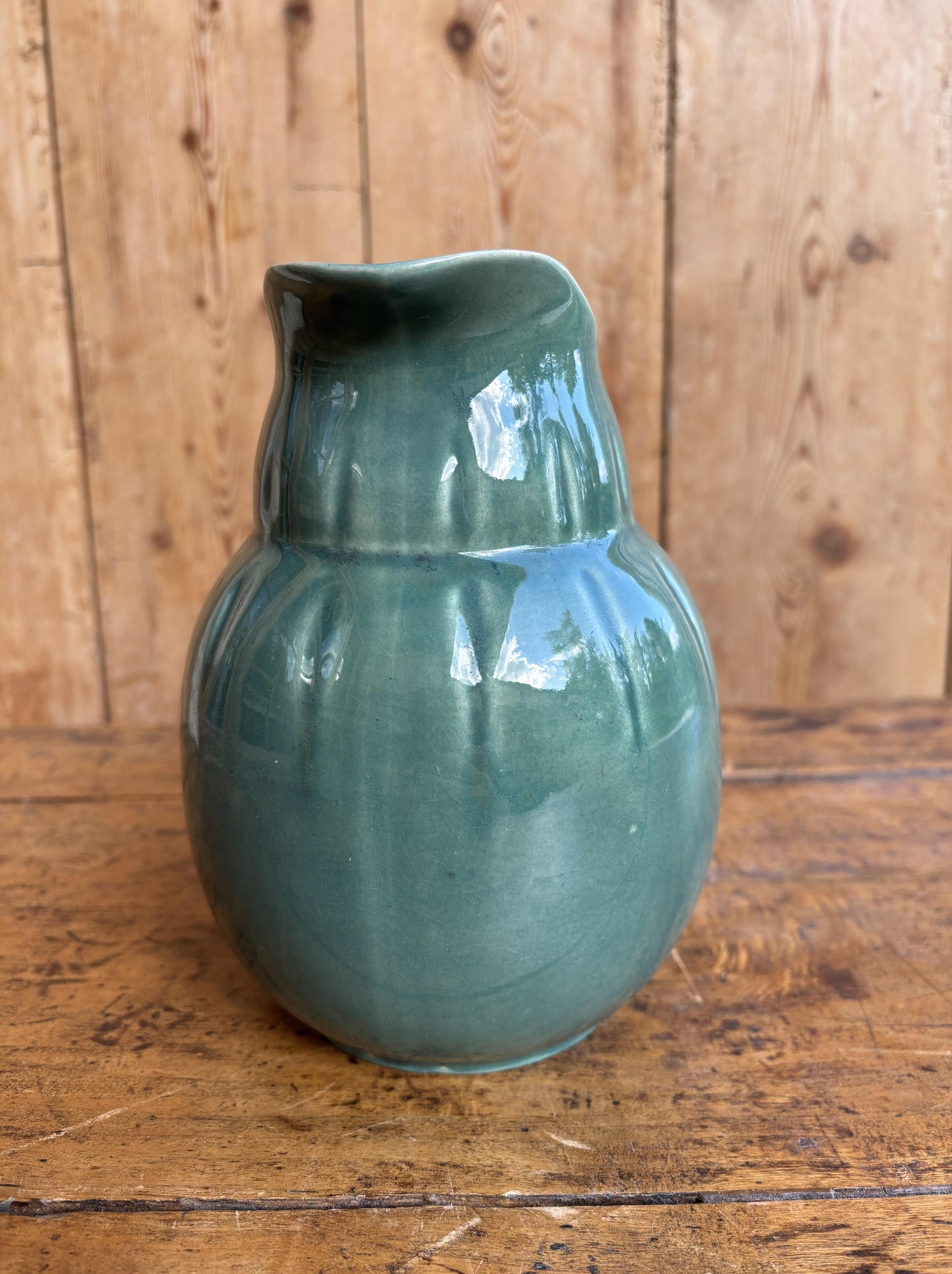 Grøn blå glaseret kande