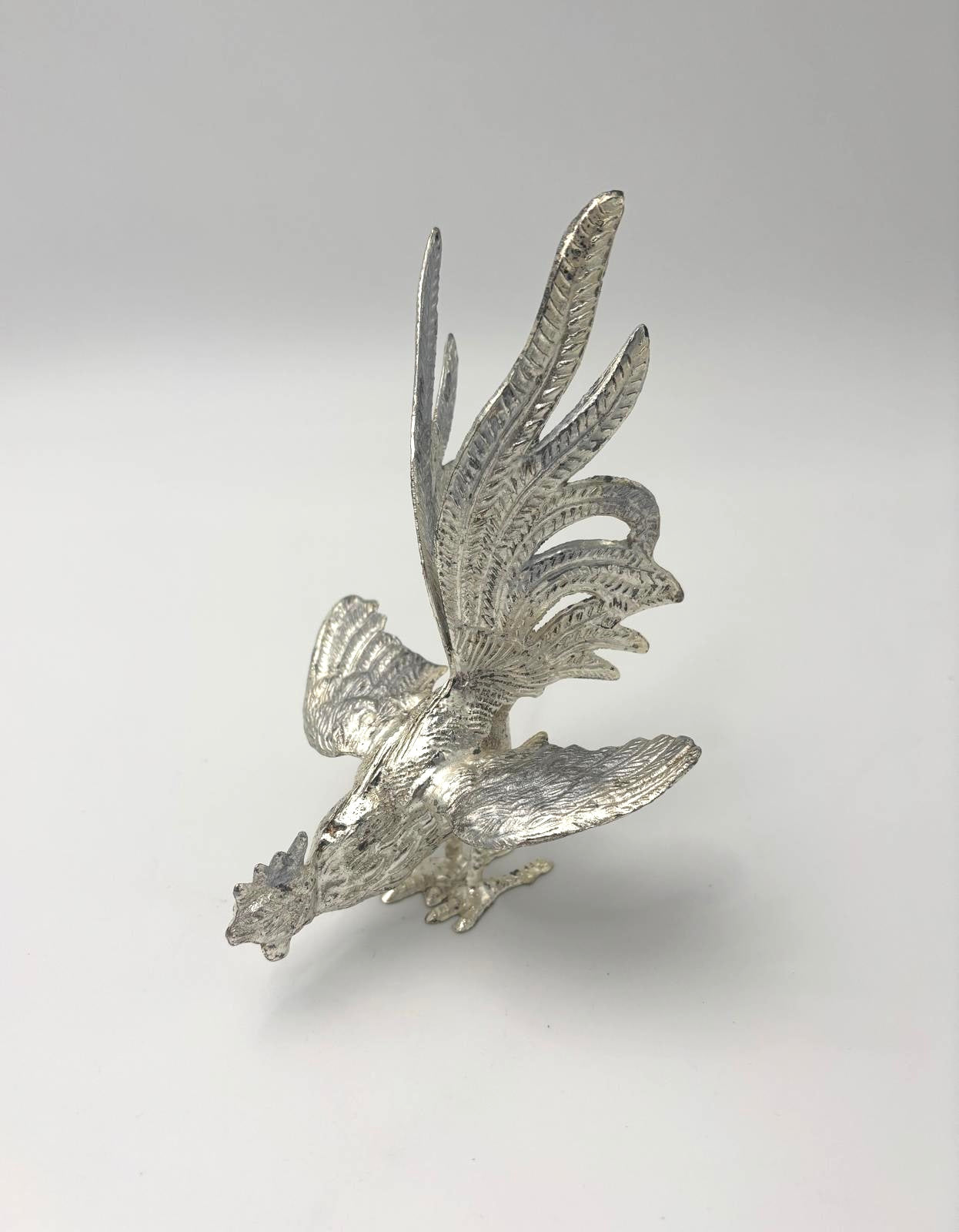 Hane figur til borddekoration