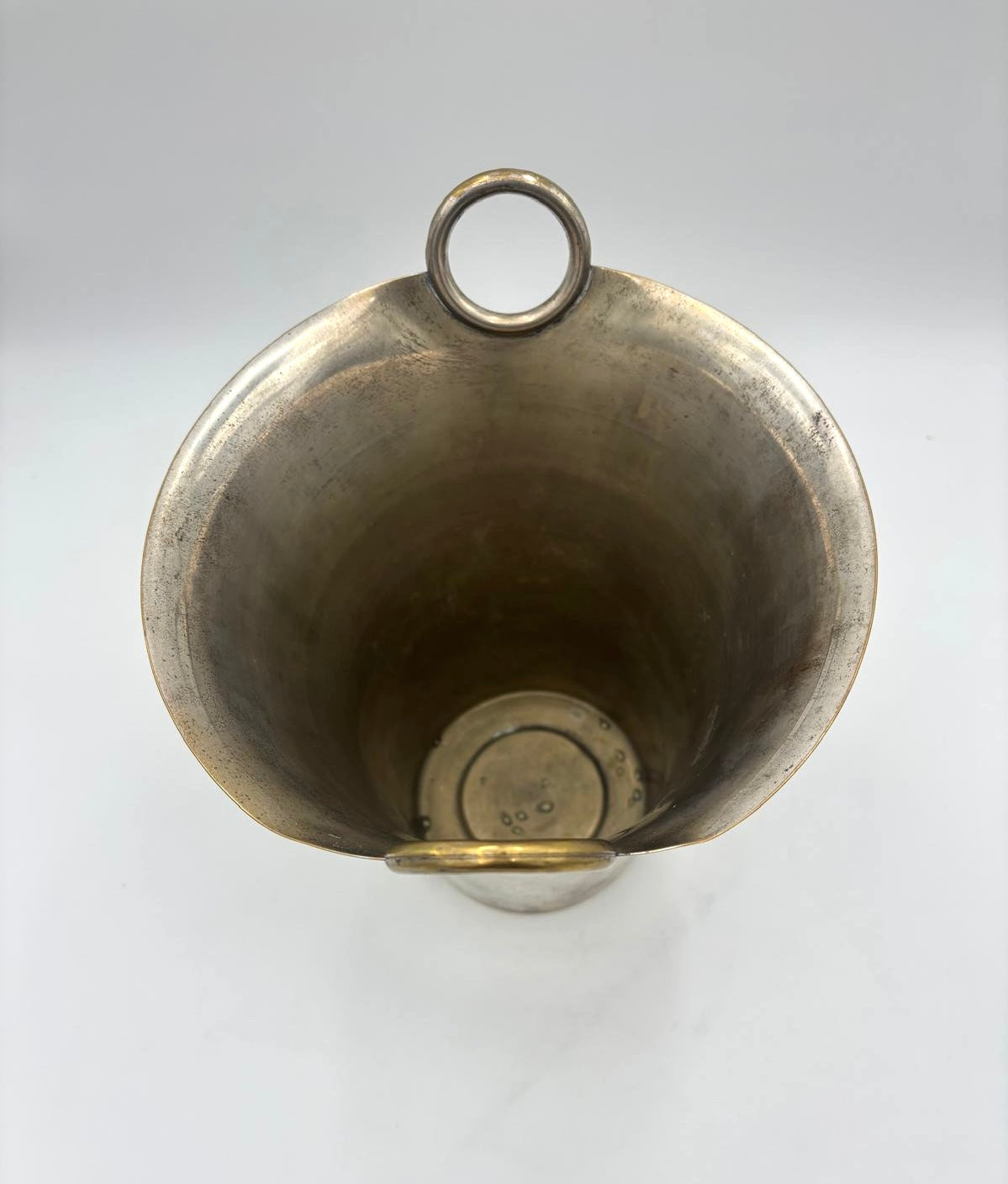 Champagnekøler, patineret med ringdesign