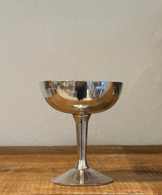 Lille isskål i pletsølv