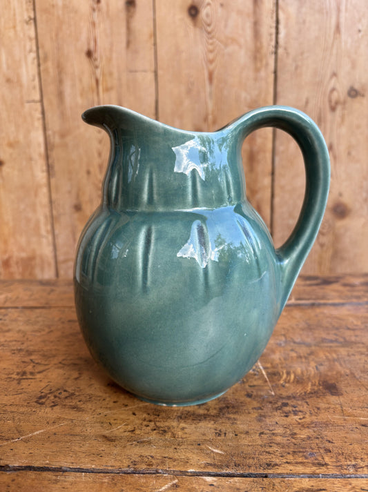 Grøn blå glaseret kande