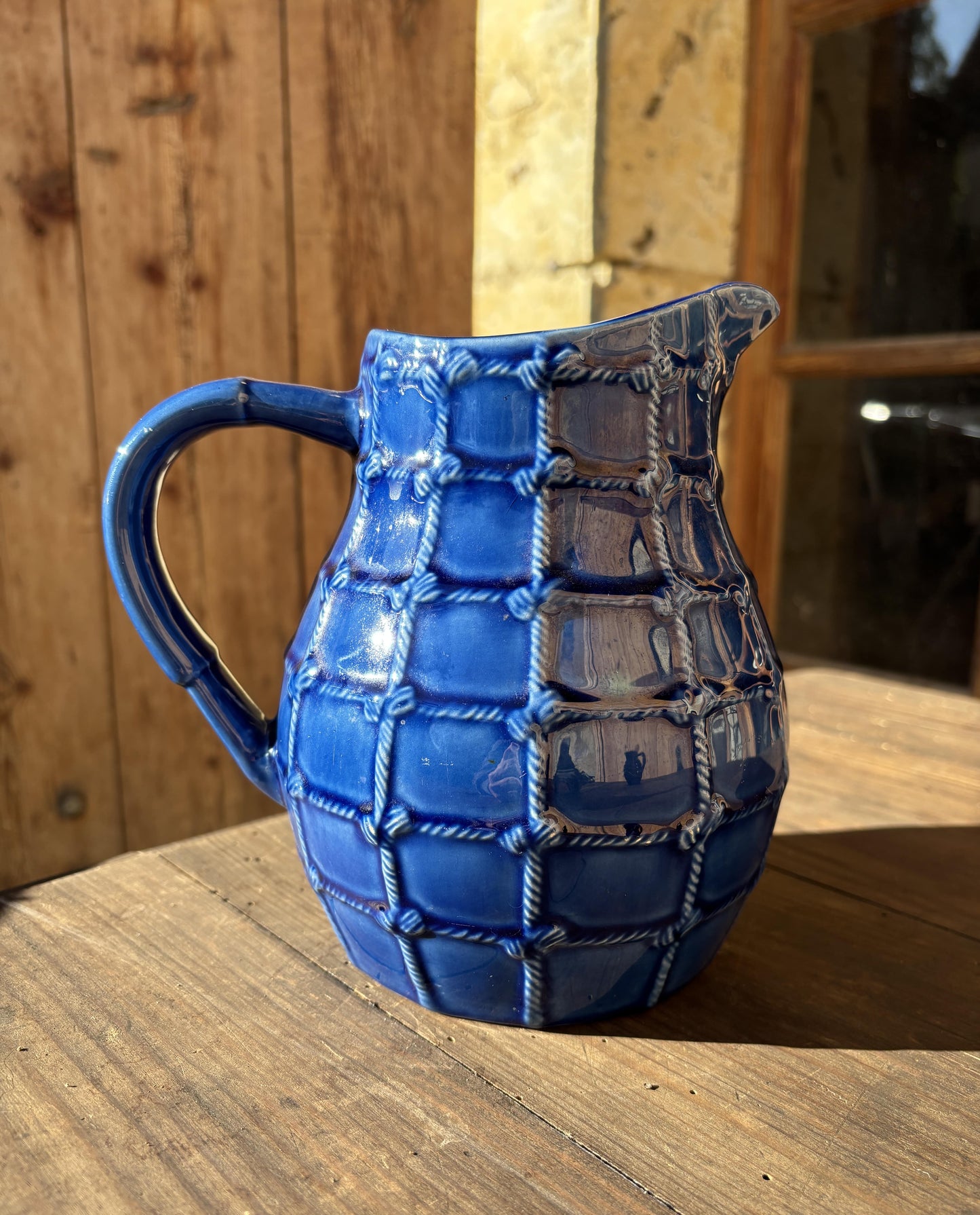 Blå glaseret kande fra St. Clement