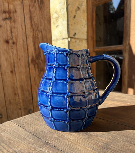 Blå glaseret kande fra St. Clement