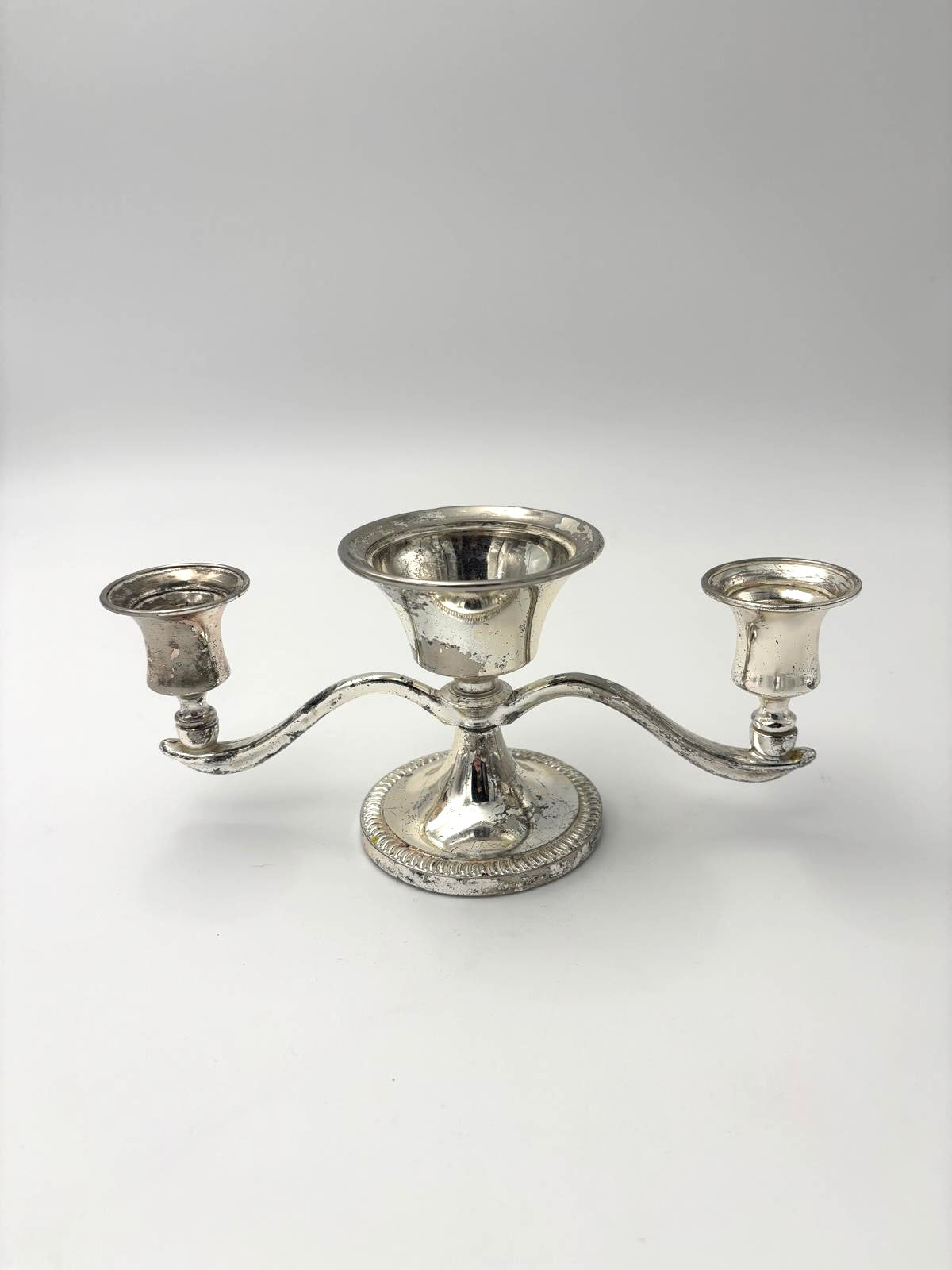 Kandelaber med midterskål