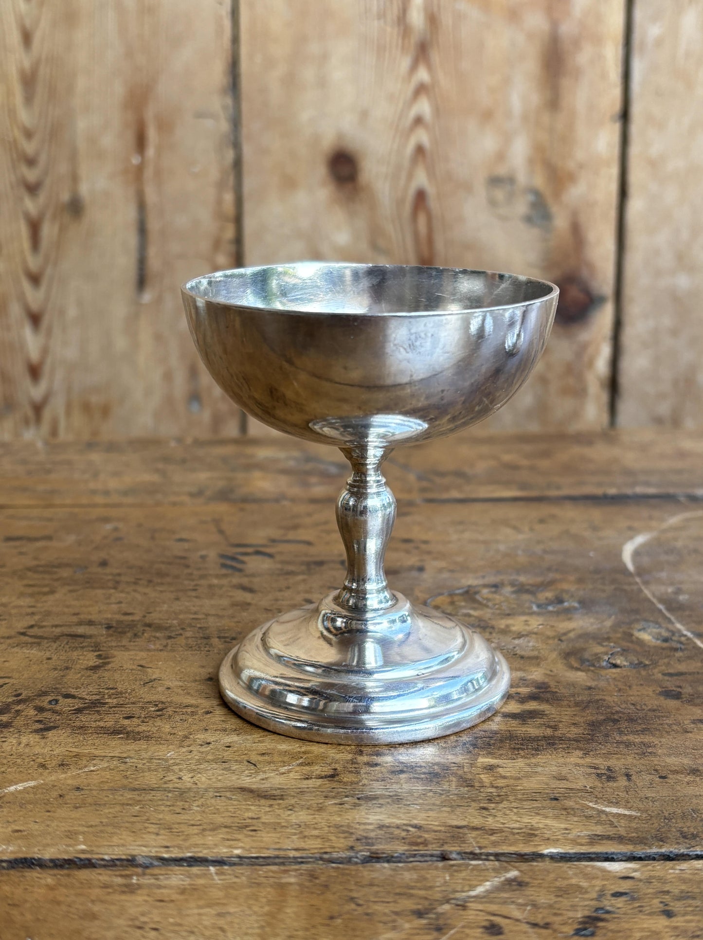 Small metal blanc ice cream bowl