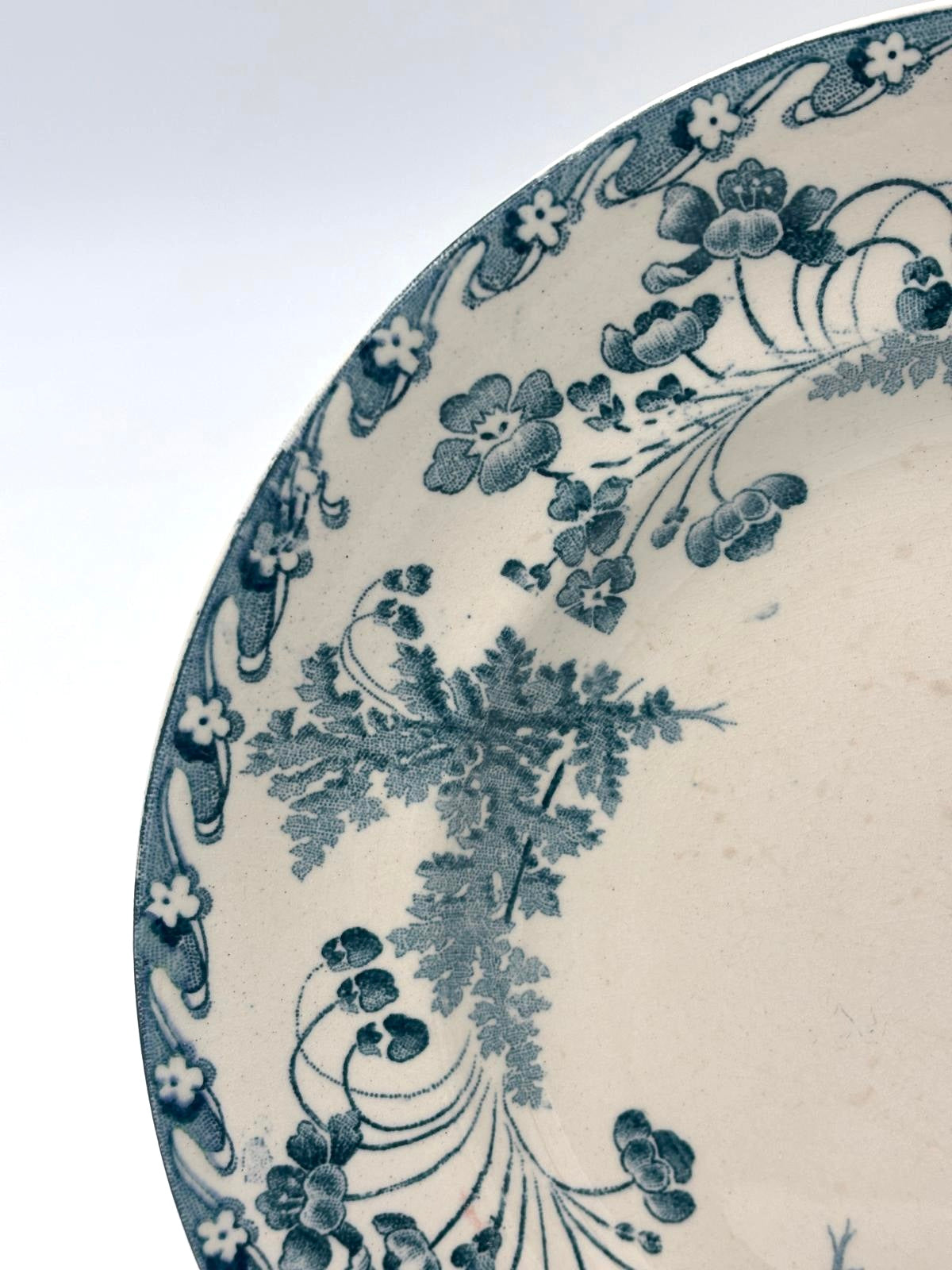 Vintage tallerken fra Longwy - model Chartres