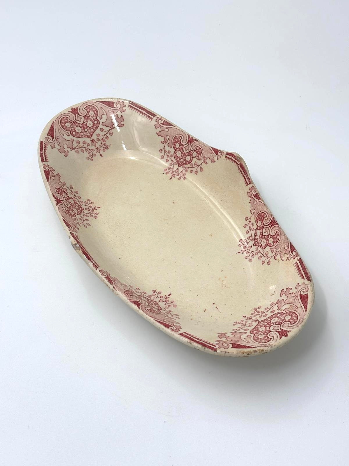 Luneville raves with a pink pattern